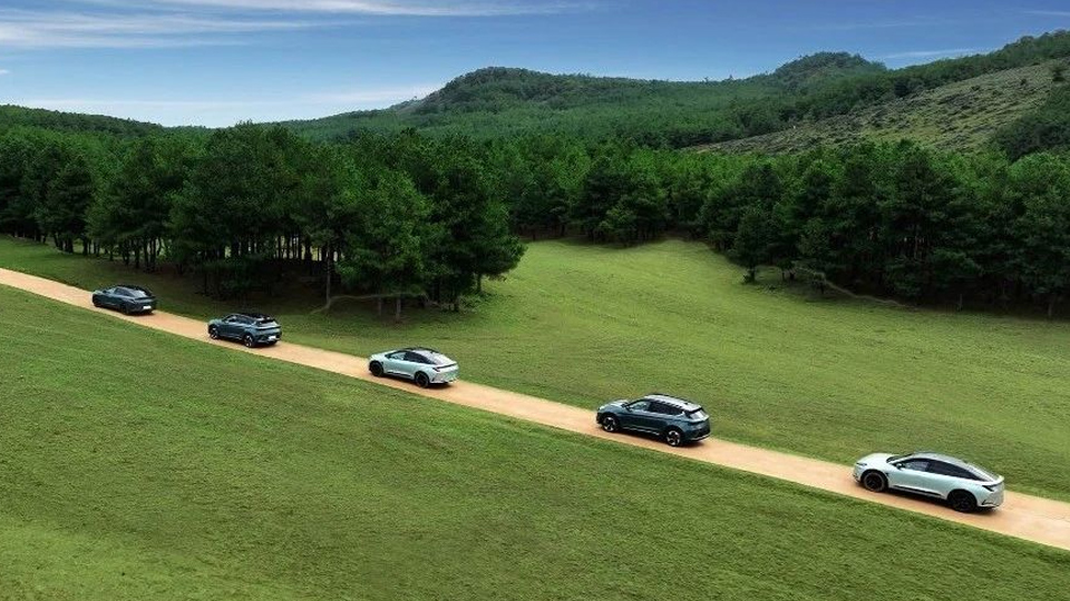 北汽攜手寧德時(shí)代、小米共建電芯工廠